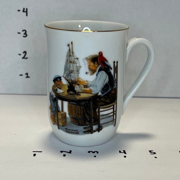 Norman Rockwell Vintage 1981 painted cups white w/ gold trim 5 unique mugs - Picture 2 of 16